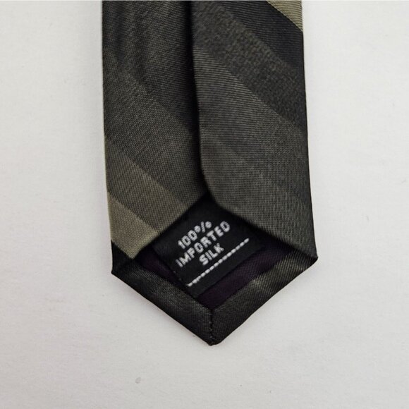Zylos George Machado 100% Silk Tie Dark Green Tone on Tone & Black Stripe - Picture 4 of 7